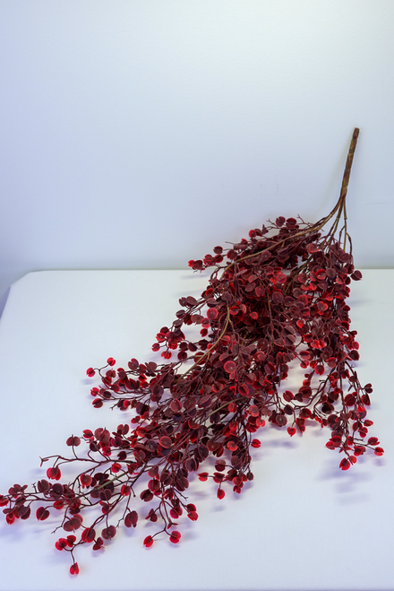 30" Rushing Red Leaves Hanging Bush