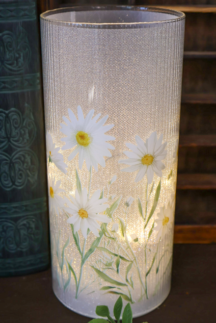 Meadow Daisy Luminary With Lights