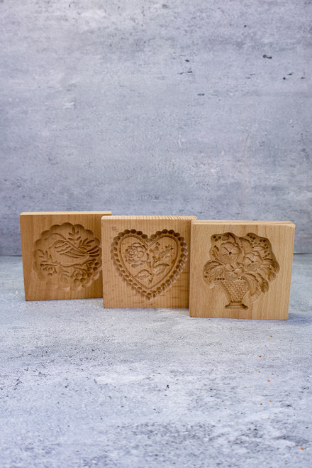 Lovely Rose Wooden Mold