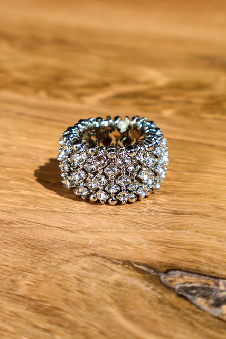 Too Good To Miss Ring