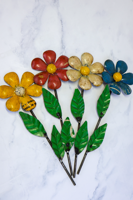 Recycled Metal Daisy