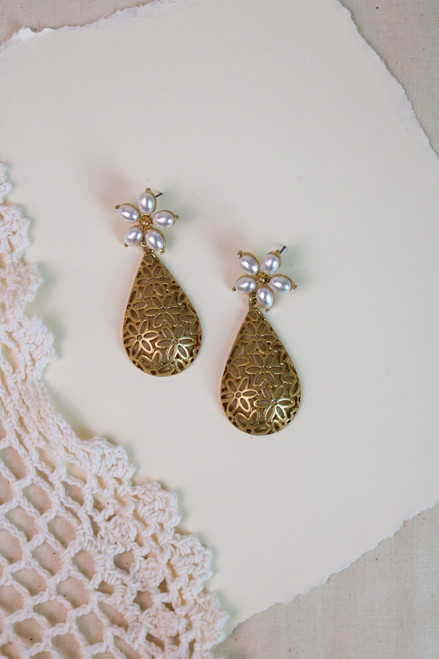 Flowers And Pearls Earrings