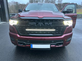 Modellanpassat fäste för 30tum LED-ramp i undre grill Dodge RAM Laramie 2025-