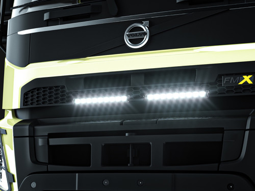 Paket med 2st Ymer PRO 14 tum till Volvo FM / FMX 2021- grillmontage