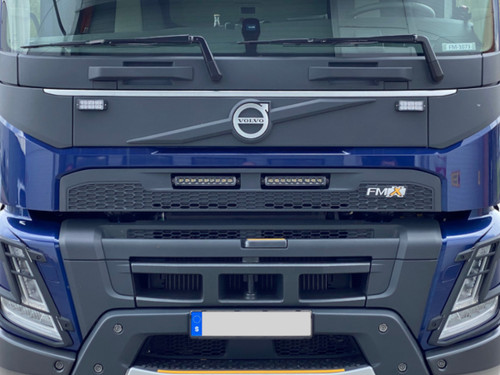 Paket med 2st Ymer 10tum till Volvo FM 2021- grillmontage