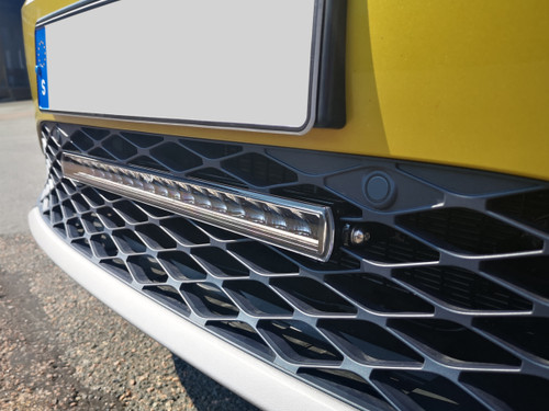 Modellanpassat fäste VW ID4, ID5 & Audi Q4 för 20tum LED-ramp