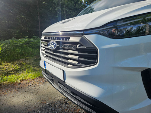 Modellanpassat fäste för två Ymer 10tum LED-ramp till Ford Custom 2024-