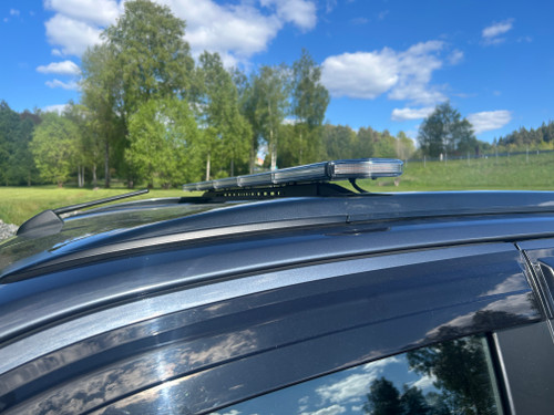 Fäste varningsljusramp, special till Isuzu D-max, kläms i takrails