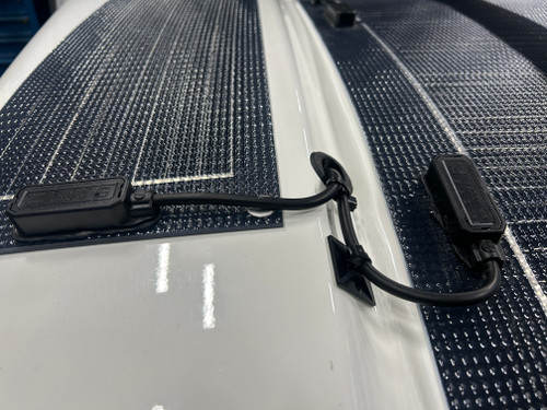 Kitt för solceller till Volvo FH Höghytt