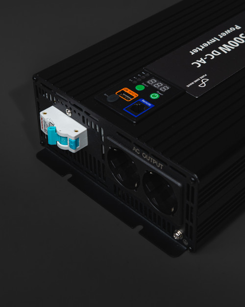 Viklight Accessory Wave 10 inverter 1500W with inbuilt RCD - 24V to 230v