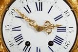 Horloge de style Louis XV Horloge de style Louis XV