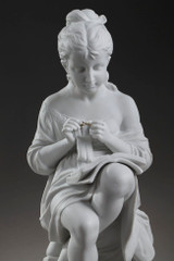 Statue en porcelaine