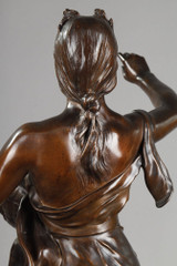 Sculpture en bronze muse