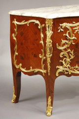 Chest of drawers with gilt bronze decoration
