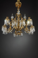 Crystal chandelier with pendelocques