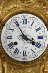 Reloj con esfera de esmalte
