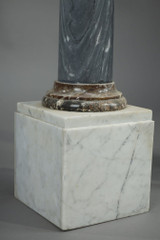 Colonne néoclassique en marbre