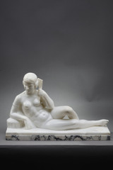 Acheter sculpture nu féminin