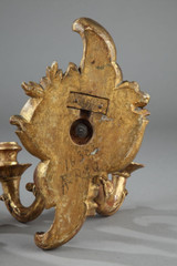 APPLIQUES ANCIENNES A 2 LUMIERES EN BOIS DORE D'EPOQUE LOUIS XV APPLIQUES ANCIENNES A 2 LUMIERES EN BOIS DORE D'EPOQUE LOUIS XV