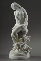 Sculpture de Vénus et Cupidon