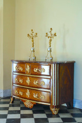 COMMODE REGENCE ESTAMPILLÉE P M , ATTRIBUÉE À PIERRE MOULIN