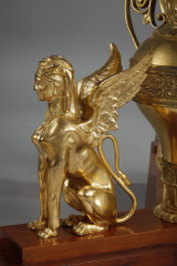 Nineteenth-century pedestal table