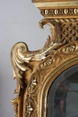 MONUMENTAL MIROIR DE STYLE LOUIS XVI, TRAVAIL D'ÉPOQUE NAPOLÉON III