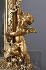 MONUMENTAL MIROIR DE STYLE LOUIS XVI, TRAVAIL D'ÉPOQUE NAPOLÉON III
