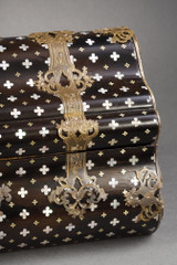 КОРОБКА С ПОДПИСЬЮ АЛЬФОНСА ЖИРУ ПАРИ