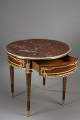 Стол-пьедесталь в стиле Людовика XVI