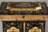 Box with polychrome floral decoration and mother-of-pearl inlays, English craftsmanship