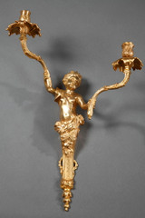 PAIRE D'APPLIQUES DE STYLE LOUIS XV EN BRONZE DORÉ