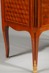 TRANSITIONAL STYLE CHEST OF DRAWERS IN MARQUETTERY OF WOOD AND GILDED BRONZE