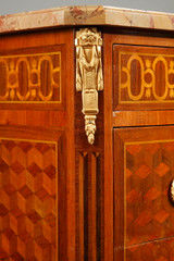 TRANSITIONAL STYLE CHEST OF DRAWERS IN MARQUETTERY OF WOOD AND GILDED BRONZE