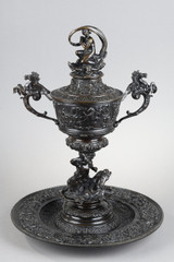 Renaissance-Bronzebecher von Antonio Pandiani, Mailand