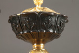 ÉCRITOIRE ANCIEN EN BRONZE ET MARBRE DE SIENNE, EPOQUE XIXE SIECLE ÉCRITOIRE ANCIEN EN BRONZE ET MARBRE DE SIENNE, EPOQUE XIXE SIECLE
