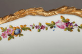 ANTIQUE PLANTER IN PORCELAIN AND BRONZE DECORATED WITH GALLANT COUPLES