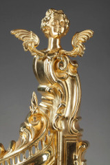CHENETS ANCIENS DE STYLE ROCAILLE EN BRONZE DORE ORNES DE FEMMES AILLEES