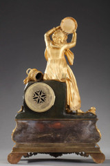PENDULE HORLOGE "ESMERALDA" OU "LA DANSEUSE AU TAMBOURIN"