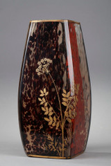 Art Nouveau vase in speckled glass
