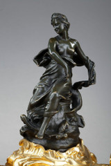 PATINATED AND GILDED BRONZE INKWELL WITH ANTIQUE-STYLE GODDESS SUBJECT