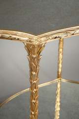 Table d'appoint ornée de miroirs Table d'appoint ornée de miroirs