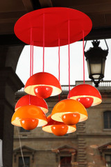 SUSPENSION PANTON ORANGE ET ROUGE