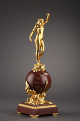CLOCK 1900 IN RED MARBLE AND  GILDED BRONZE WITH NYMPH SIGNED DORVAL