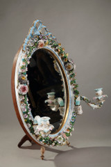 MIROIR ROCOCO EN PORCELAINE DANS LE GOUT DE MEISSEN MIROIR ROCOCO EN PORCELAINE DANS LE GOUT DE MEISSEN