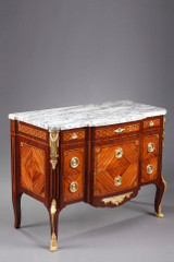 COMMODE EN BOIS MARQUETE DE STYLE TRANSITION, XIXE SIECLE COMMODE EN BOIS MARQUETE DE STYLE TRANSITION, XIXE SIECLE
