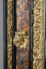 Miroir de style Louis XIV doré