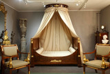 The "bateau" bed, a star of the Empire period