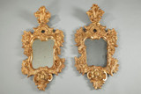 The mirror, an emblematic decorating object