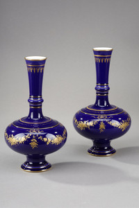 Garniture en porcelaine